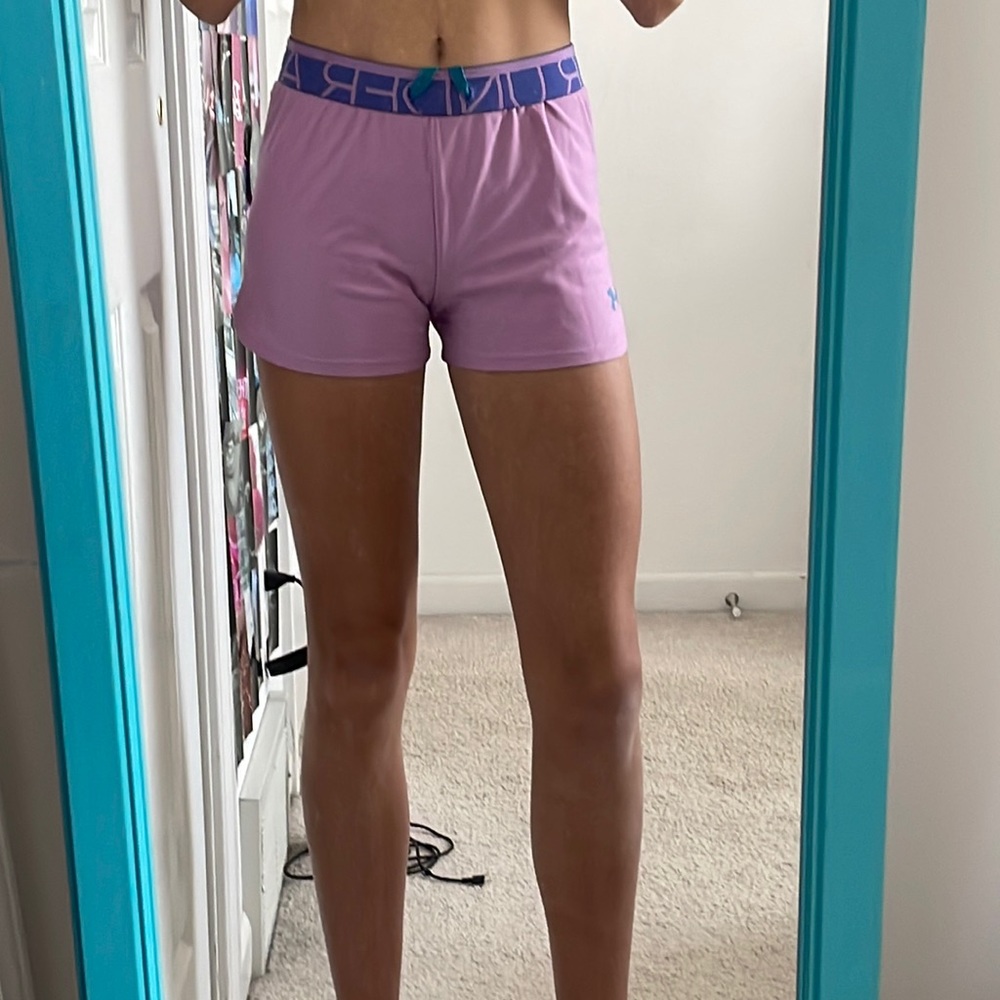 Active wear shorts